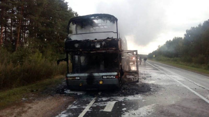На трассе "Вятка" сгорел пассажирский автобус, ехавший из Кирова в Казань