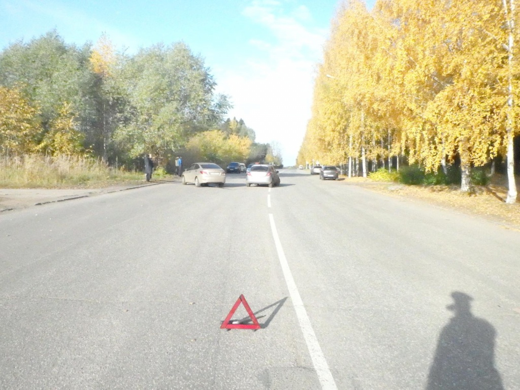 В Чепецке столкнулись два авто: пострадавшую пассажирку увезли в больницу