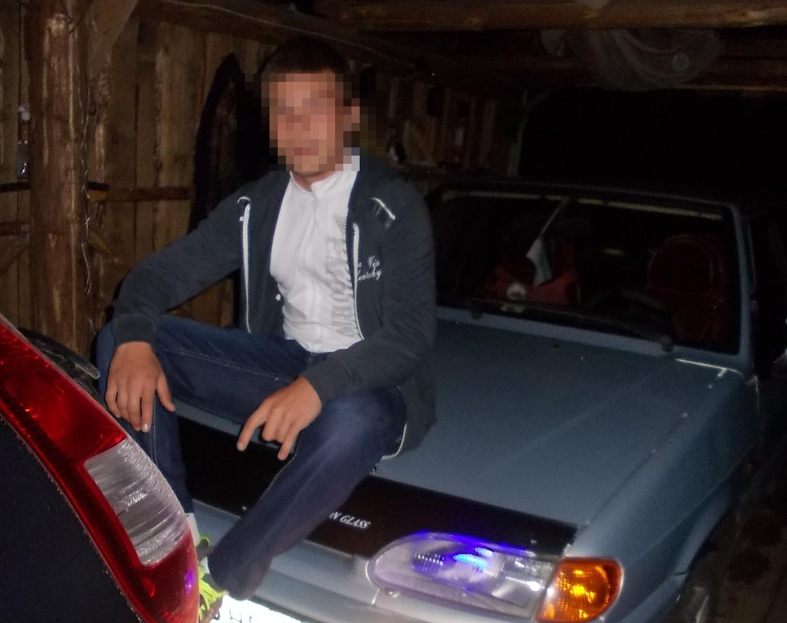 В Кирове слесарь угнал машину из автосервиса и таксовал на ней в Чепецке