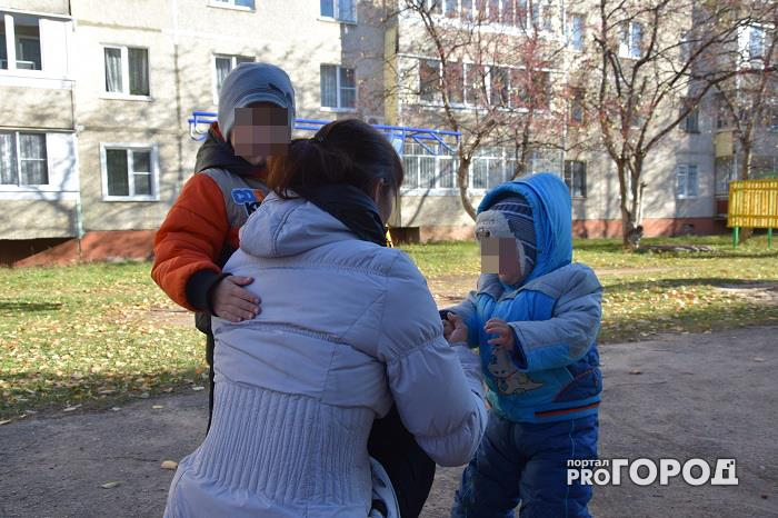 В Чепецком районе мать оставила своих детей без законной доли на жилье