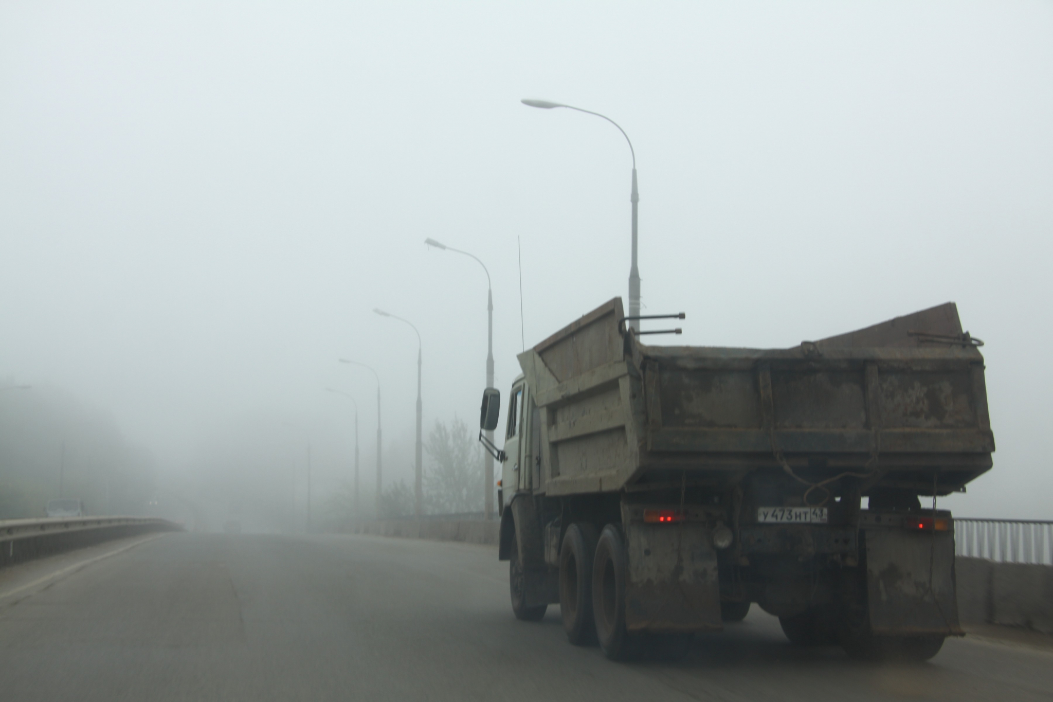 В Кирово-Чепецком районе грузовик столкнулся с легковушкой