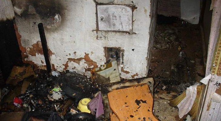 Жители Омутнинска: «Пироманка подожгла дом и отца, который не дал ей денег»