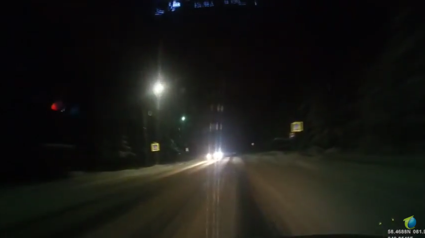 Появилось видео, как в Чепецком районе авто занесло и оно попало в ДТП