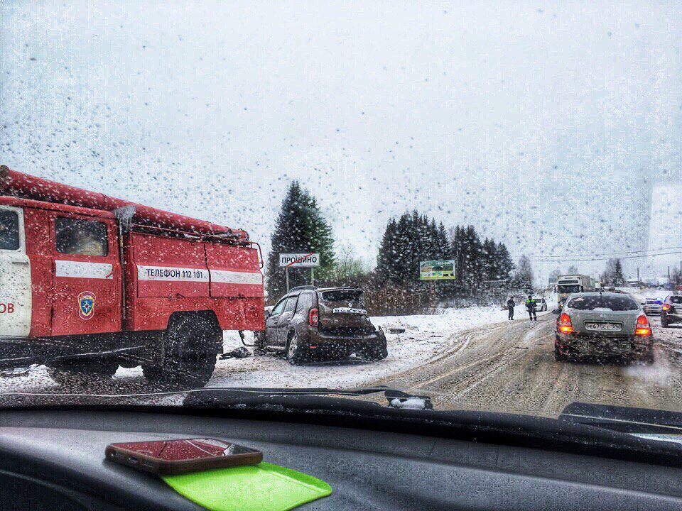 Из-за лобового столкновения в Чепецком районе пробка растянулась на 6 километров