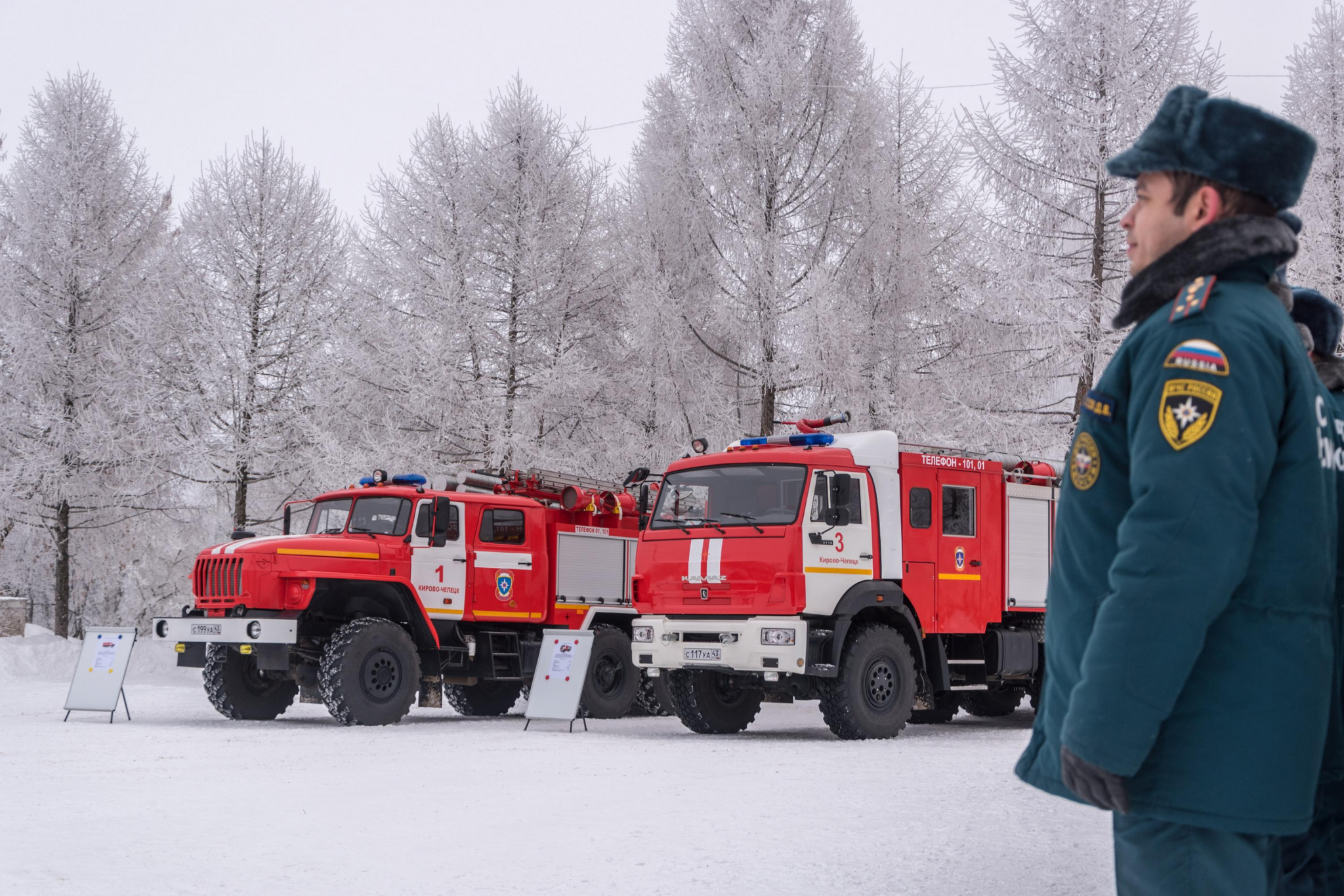 В Чепецк поступили две новые пожарные машины