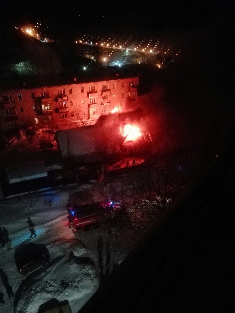 В Чепецке горел дачный дом: ущерб от пожара составил полмиллиона рублей