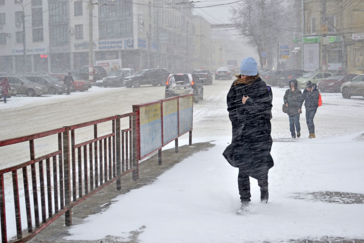 Что обсуждают в Чепецке: сильные снегопады и самый мощный смерч в России