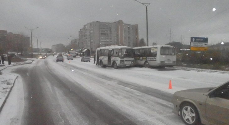 В Чепецке осудили водителя автобуса после аварии у ТЦ "Бум"
