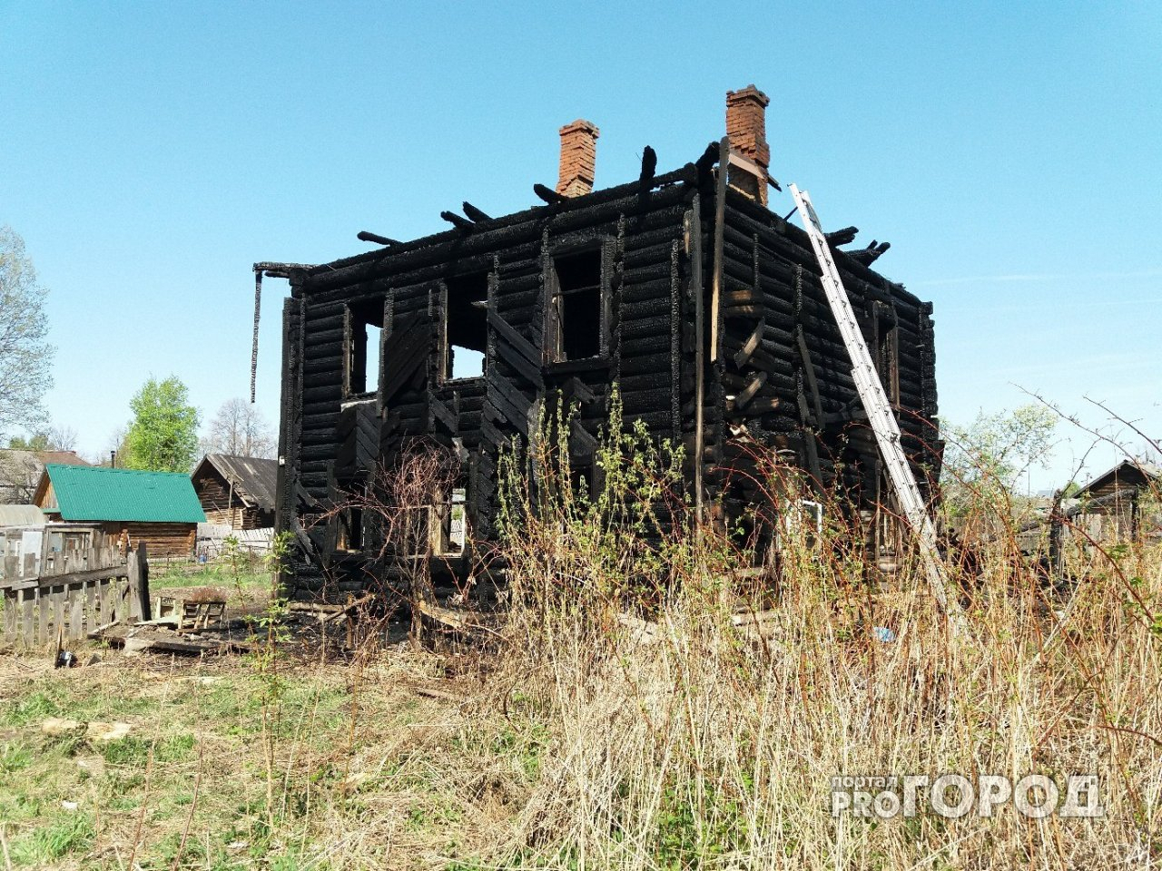 Четыре человека погибли в пожаре в Кировской области