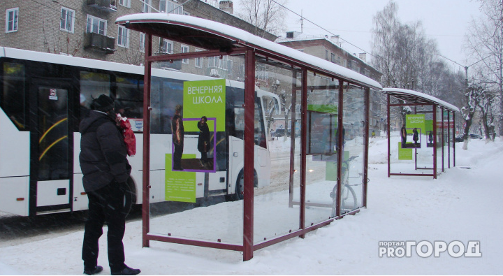 В Кирово-Чепецке сломали автобусную остановку ради ремонта другой