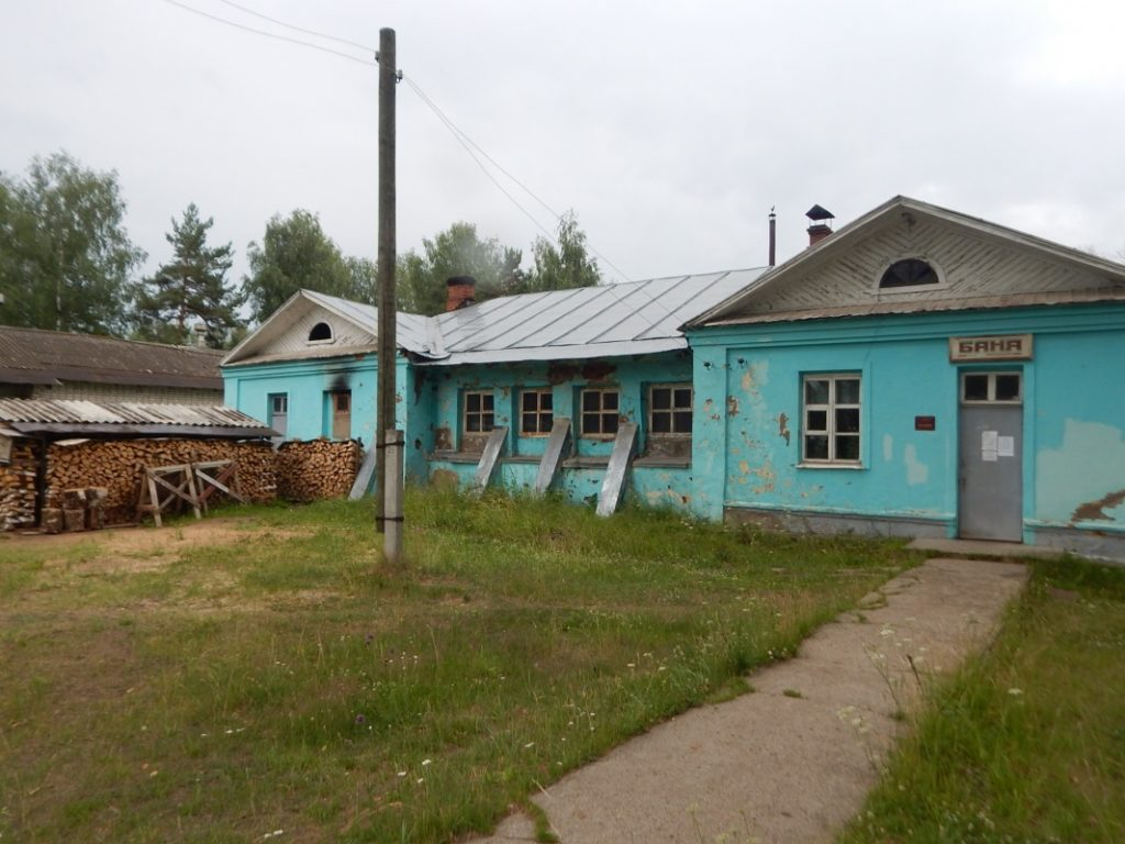 Для бани в Каринторфе заказали дрова через госзакупки на 91 тысячу рублей