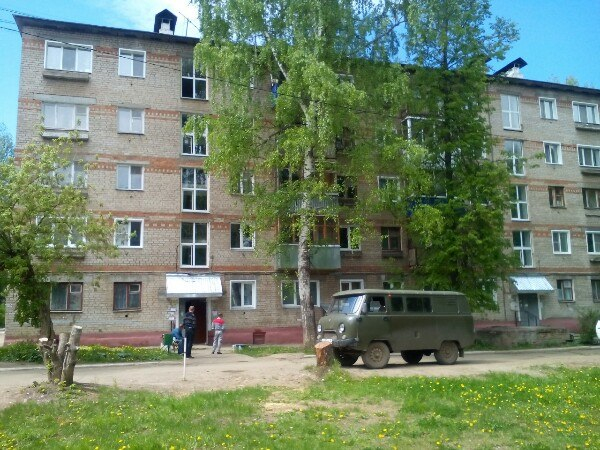 Дом на Мира, 47 в Чепецке затопило горячей водой