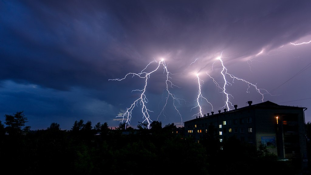 МЧС предупреждает об ухудшении погоды в Кировской области в среду