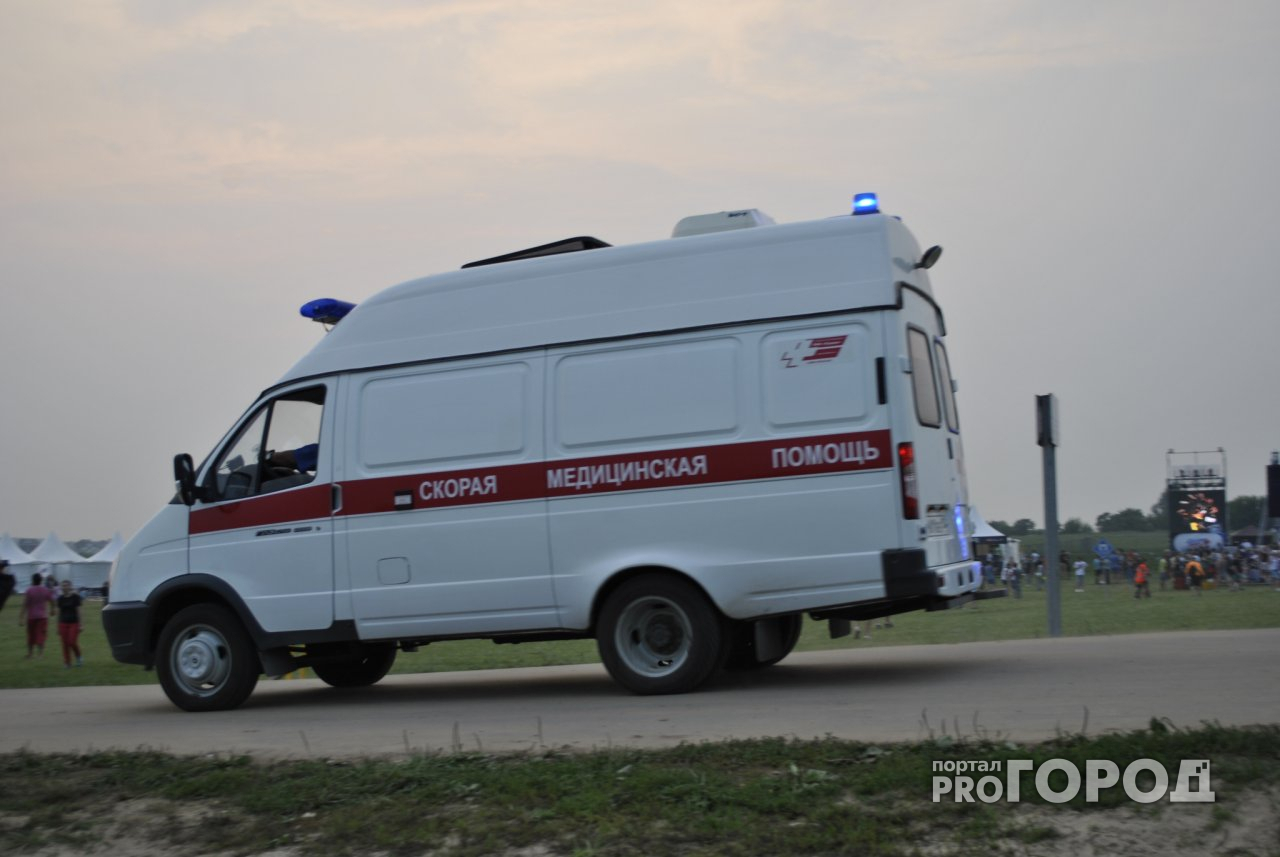 3-летнего мальчика, который выпал из окна в Чепецке, перевели в больницу Кирова