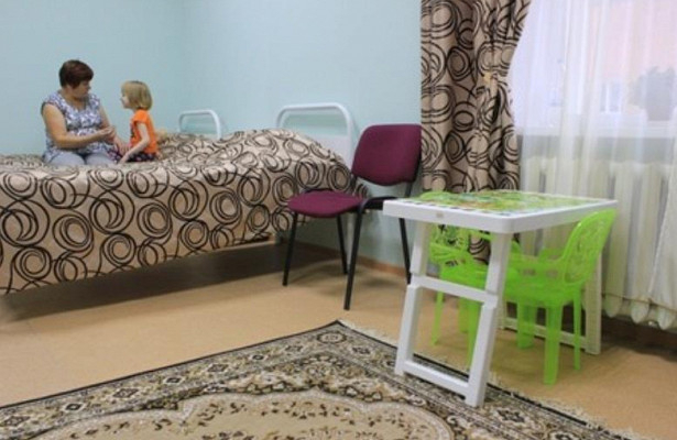 В Чепецком реабилитационном центре появилась комната для мамы и ребенка