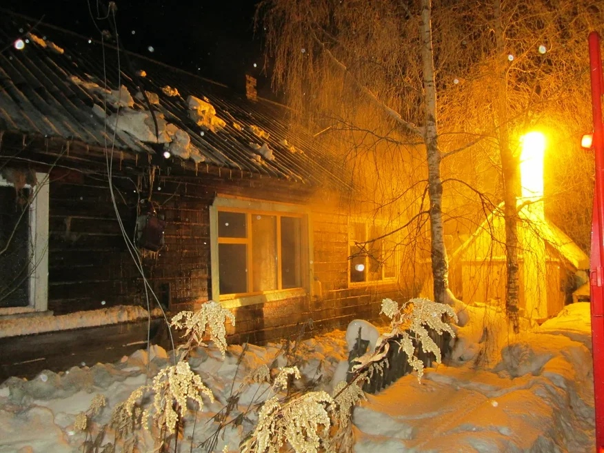 В Чепецком районе сгорел жилой дом: есть пострадавшие