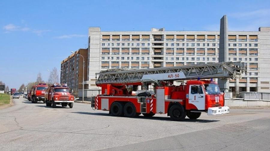В Чепецке пройдет праздничный парад техники в честь юбилея пожарной охраны
