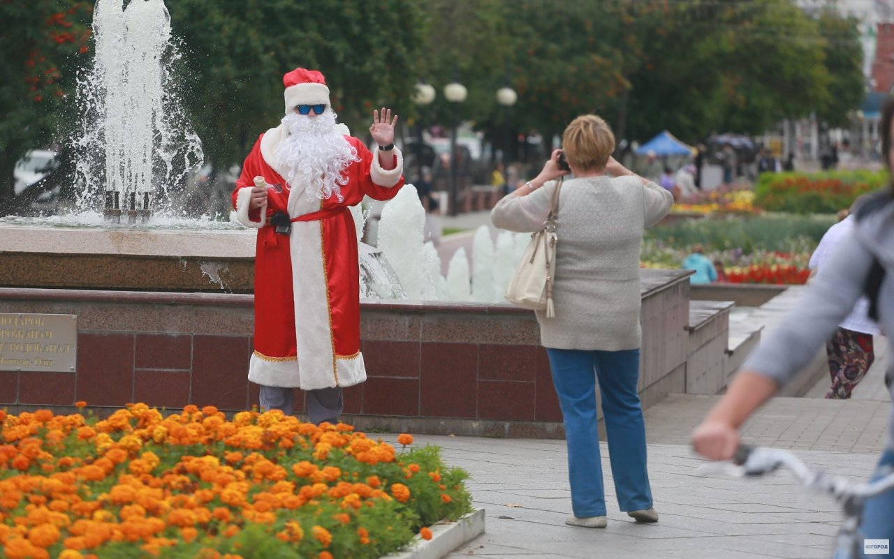 В первый день лета на улицы Чепецка выйдет Дед Мороз