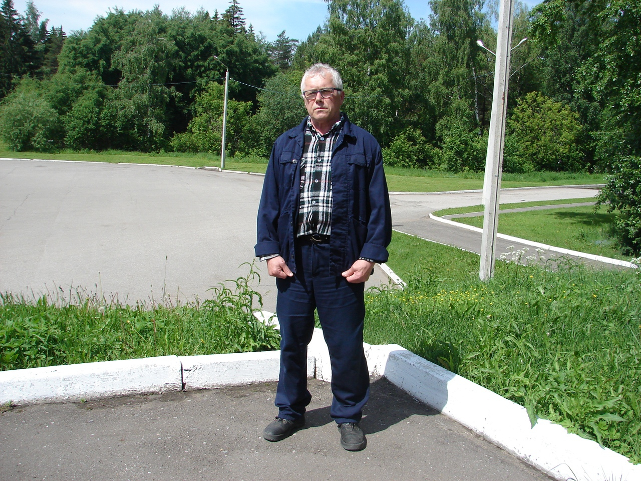 В Кирово-Чепецке мужчина героически спас девочку на проезжей части