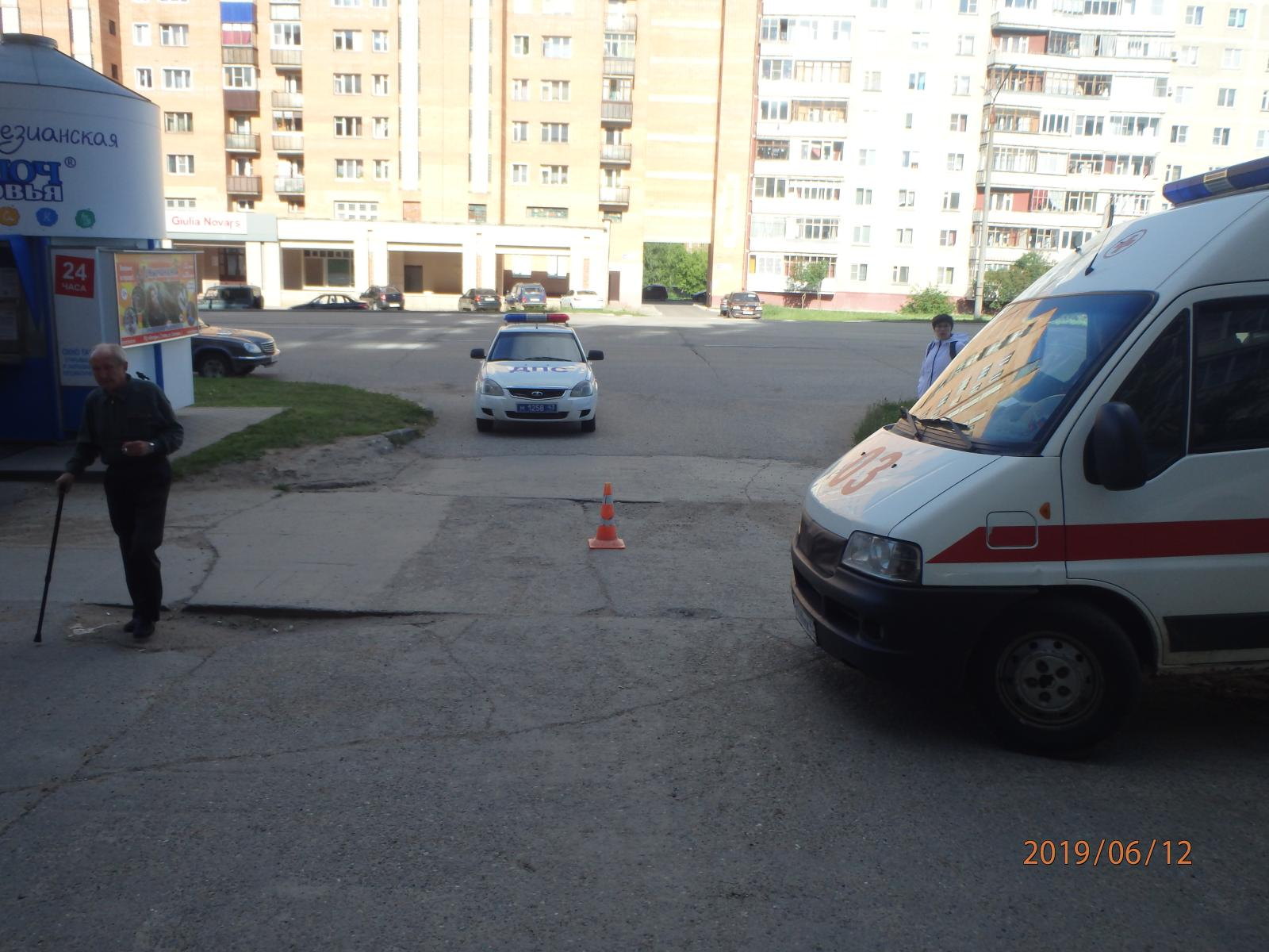 В Кирово-Чепецке 7-летнюю девочку на велосипеде сбили на глазах мамы