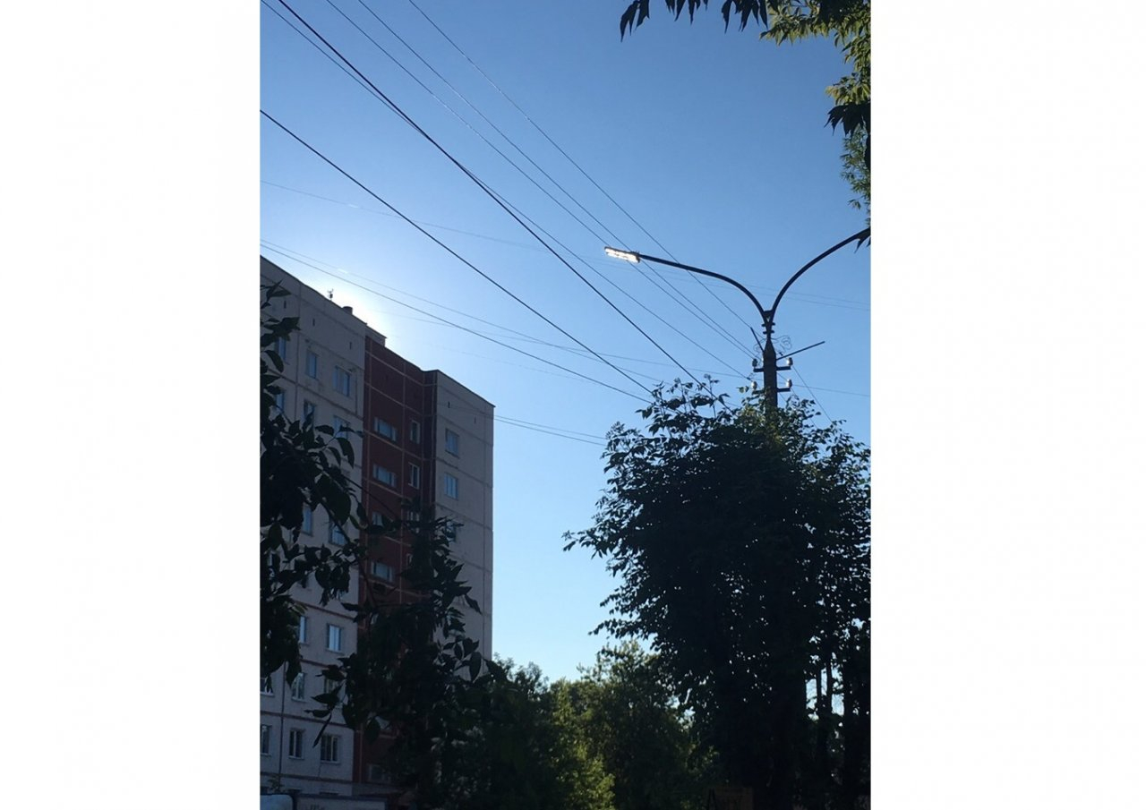 «Днем фонари горят, в ночью — нет»: чепчане жалуются на работу уличного освещения