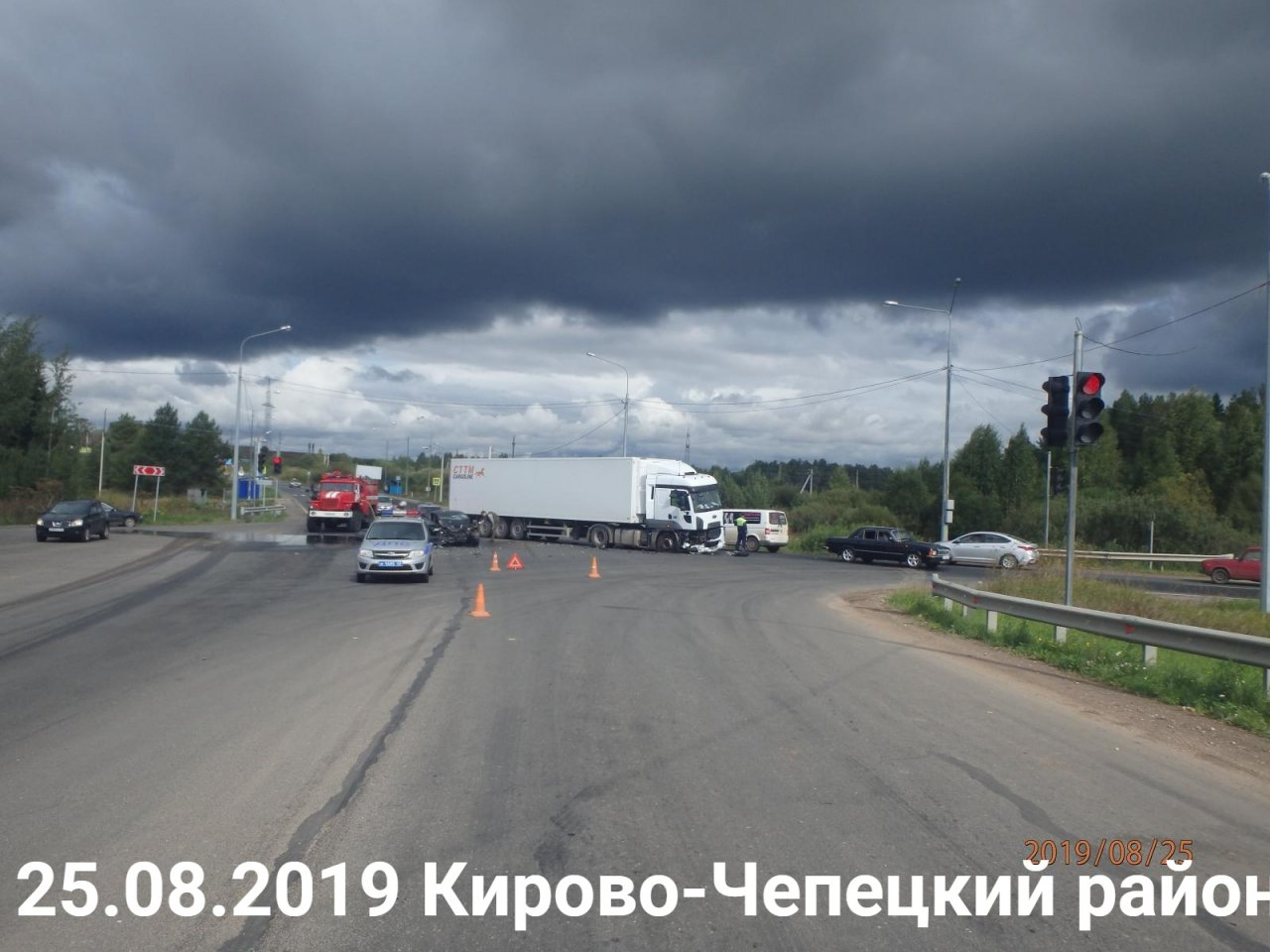 Стали известны подробности смертельной аварии на повороте на Кирово-Чепецк