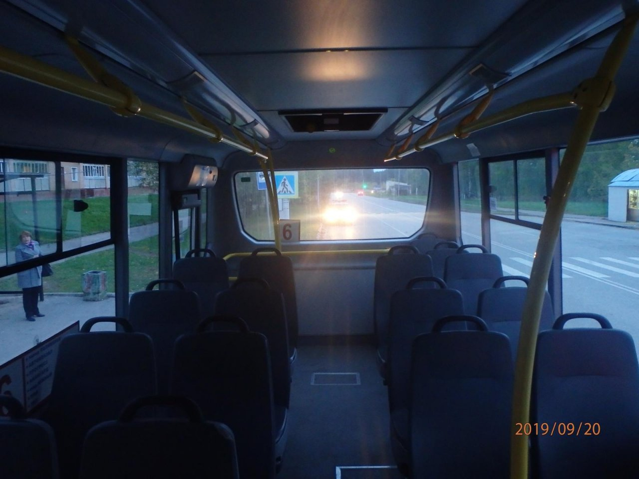 В Чепецке на улице Ленина в рейсовом автобусе травмировался ребенок