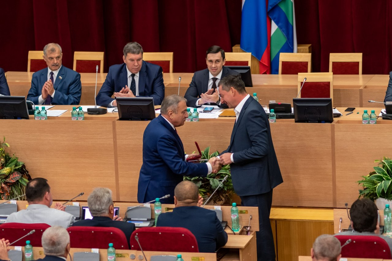 Сергей Момцемлидзе награжден почетным знаком Совета Федерации РФ