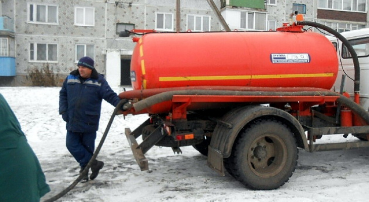 Более тысячи жителей Чепецка остались без воды