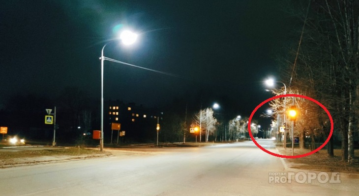 Новые светофоры в Чепецке до сих пор не работают