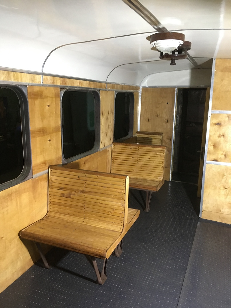 Пассажирский вагон в Каринторфе отремонтировали впервые за всю историю узкоколейки