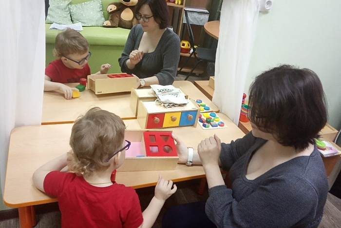 В реабилитационных центрах Кирово-Чепецка появилось новое оборудование для особых детей