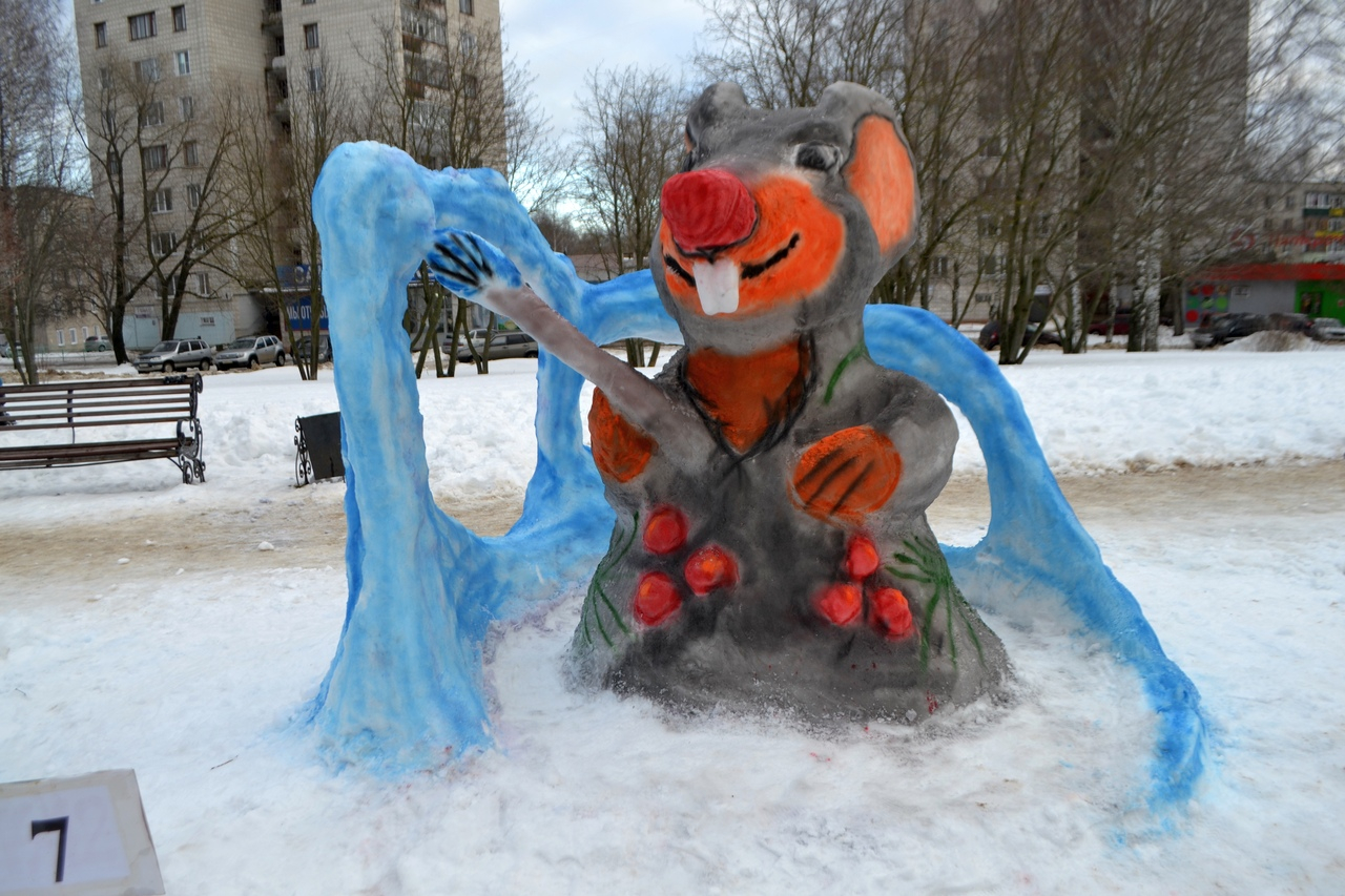 Репортаж из соцсетей: в Кирово-Чепецке прошел конкурс снежных фигур