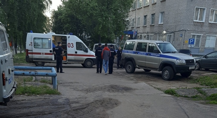 Что обсуждают в городе: смерть пассажира такси и 17 преступлений экс-замглавы Кирово-Чепецка