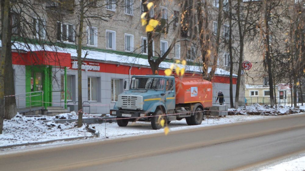 На проспекте Кирова в Кирово-Чепецке незаконно начали строить парковку