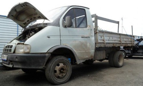 В Кирово-Чепецком районе «Газель» сбила женщину-инвалида, которая неожиданно вышла из-за автобуса