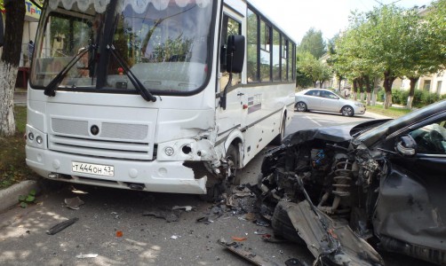 Подробности ДТП на проспекте Мира: виновник аварии перед столкновением разговаривал по телефону