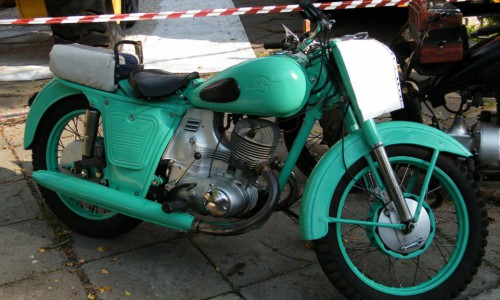 В Кировской области подросток умер на руках друга: мальчик надышался парами бензина