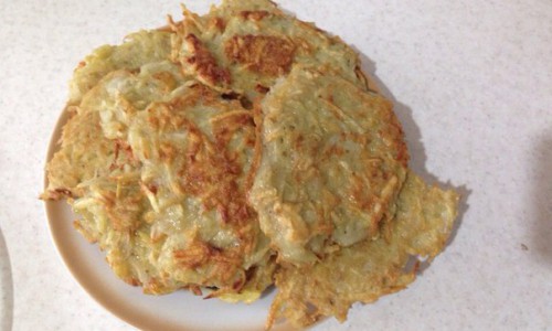 Рецепт выходного дня: драники из свежей картошки