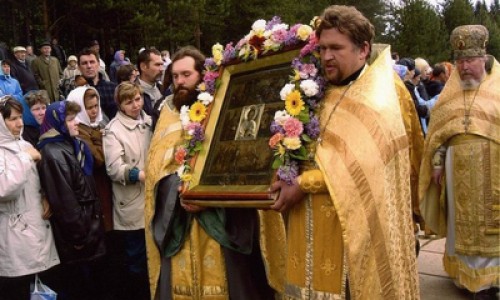 Великорецкий образ Николая Чудотворца с частицей святых мощей прибудет в Чепецк