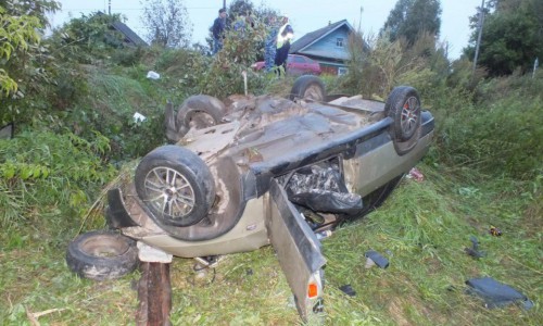 На трассе в Кировской области погиб водитель «Пежо»