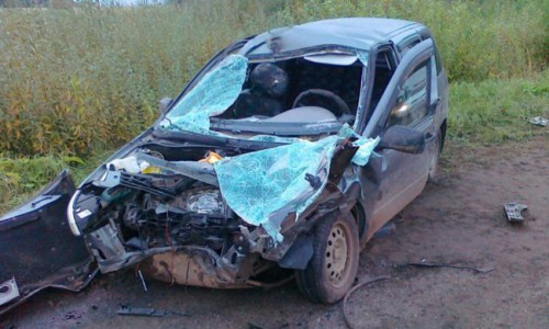 Смертельное ДТП на Советском тракте: в машине находились 7 человек, трое мертвы