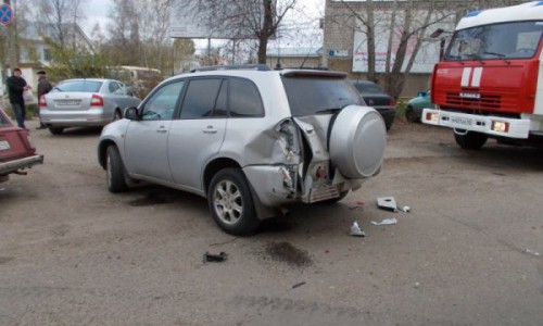 Водителю иномарки, в которую влетел автобус, дадут штраф