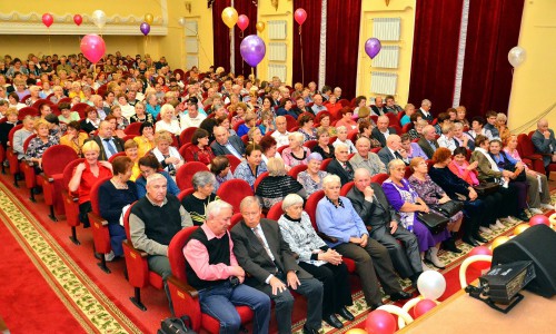 «УРАЛХИМ» поздравил ветеранов с праздником