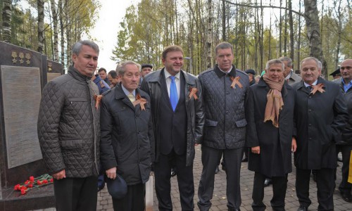 В  Кирове открылась Аллея Славы героев-кировчан