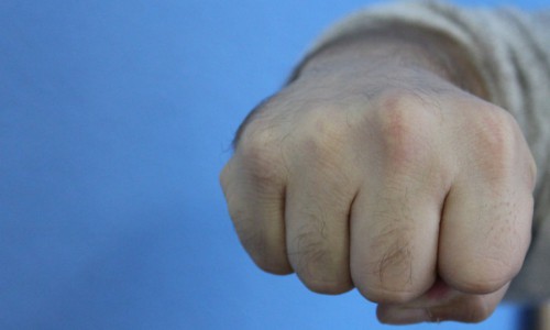 В Кирово-Чепецком районе мужчина руками и ногами до смерти забил знакомого