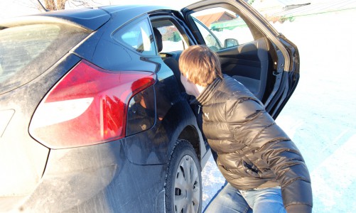 В Чепецке задержали банду, которая обокрала несколько автомобилей