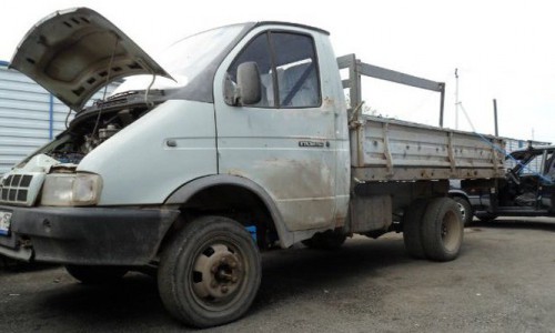 Пьяный чепчанин без прав на угнанной «ГАЗели» устроил несколько ДТП