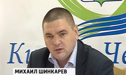 Глава администрации Кирово-Чепецка начал совещание с минуты молчания в память о погибшей в авиакатастрофе