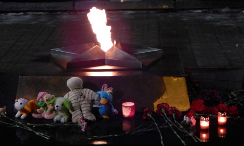 В Кирово-Чепецке почтили память погибшей в авиакатастрофе Марии Подлевских